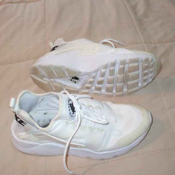 Women's Nike Air Hurache shoes - Size 8.5 - Picture 4 of 4
